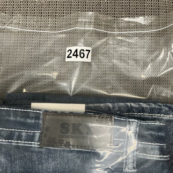 Sky Womens Size 15/16 Blue Super Soft Flare Jeans Denim Embroidered Pockets - Picture 8 of 15